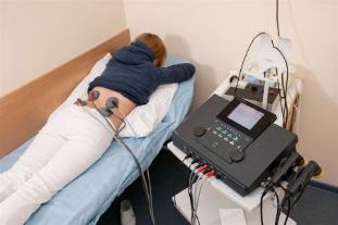Elektroforez atanan hastaların tedavisinde bel ağrısı ve ödem, inflamatuar bir süreç